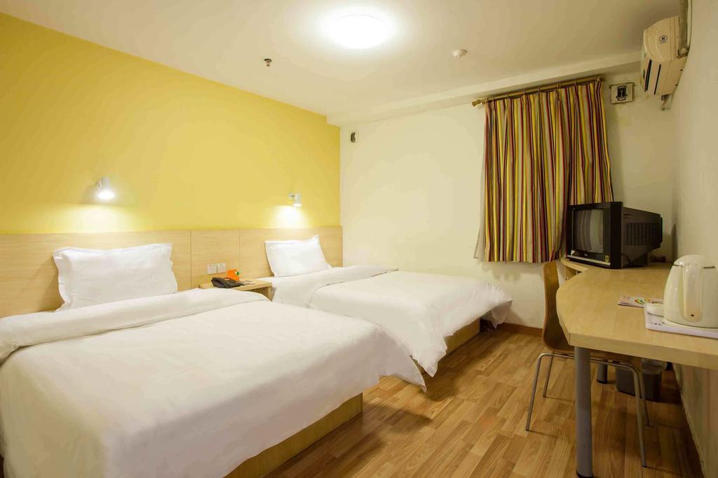 7Days Inn Yueyang East Maoling Pedestrain Street Pokój zdjęcie