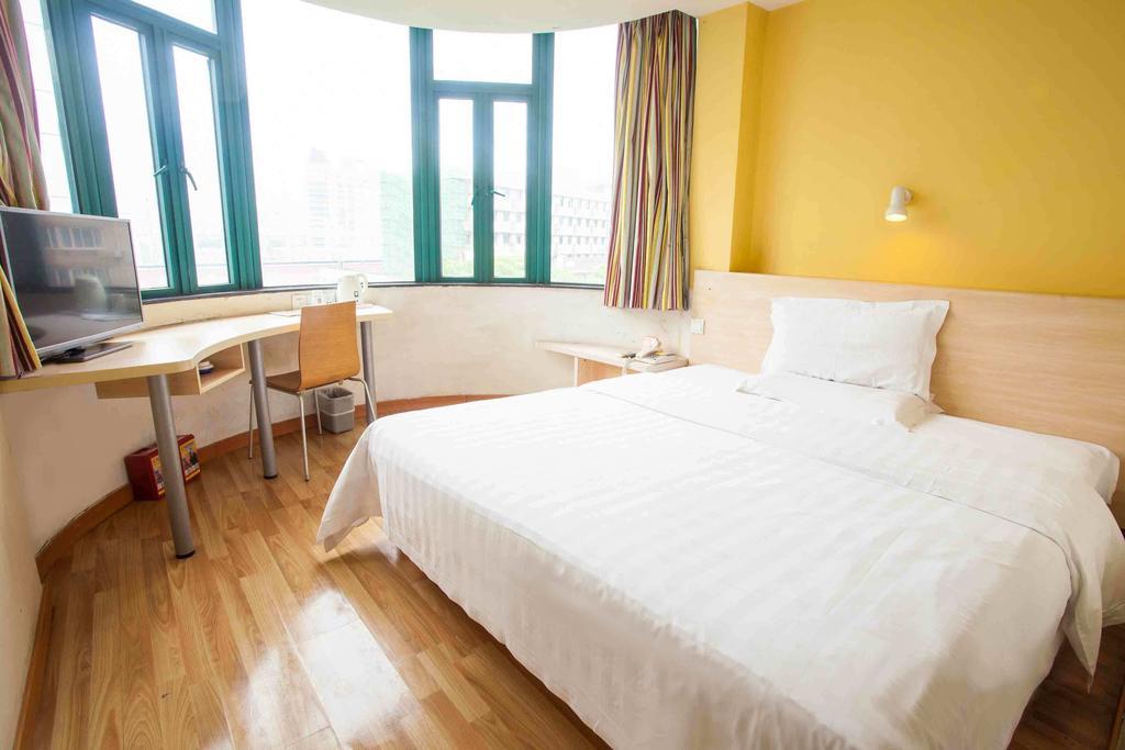 7Days Inn Yueyang East Maoling Pedestrain Street Pokój zdjęcie