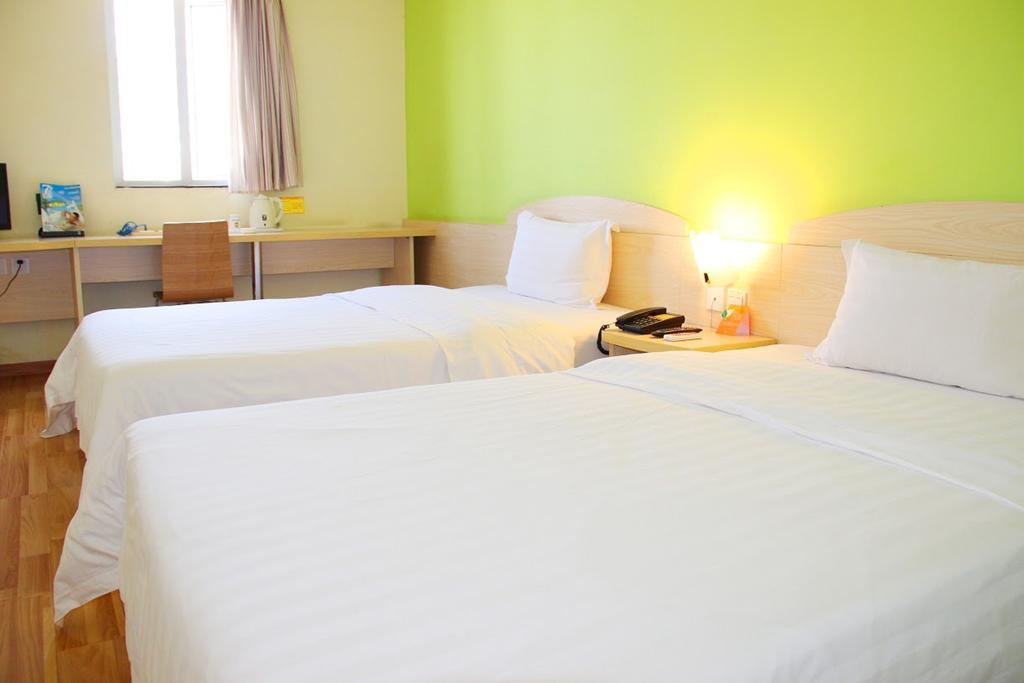 7Days Inn Yueyang East Maoling Pedestrain Street Zewnętrze zdjęcie
